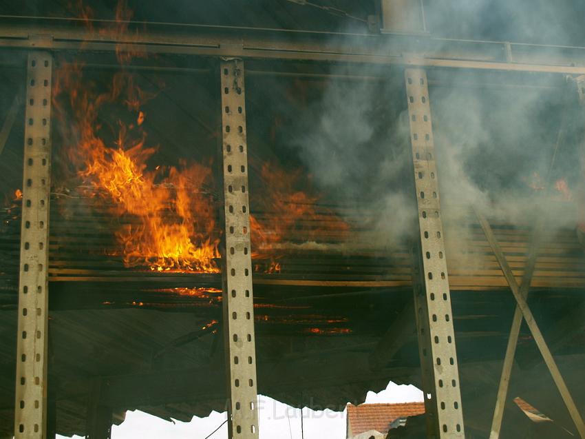 Grossbrand Holzlager Siegburg Industriestr P189.JPG